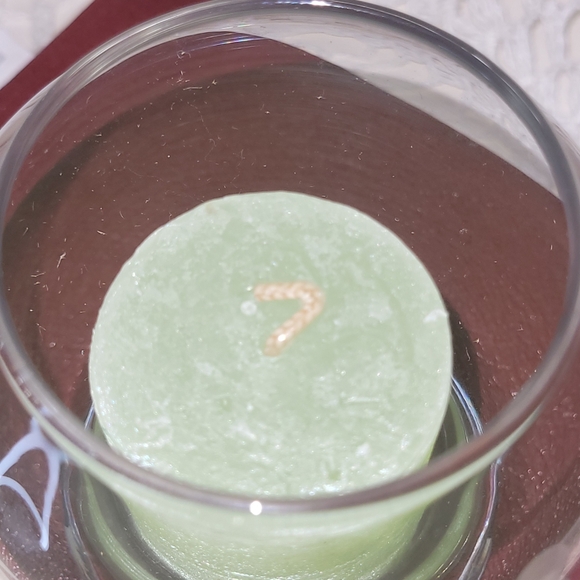 Princess House Votive Tea lite Holder, 4" H, Candle Inc. Choise of 2 colors - Picture 4 of 8